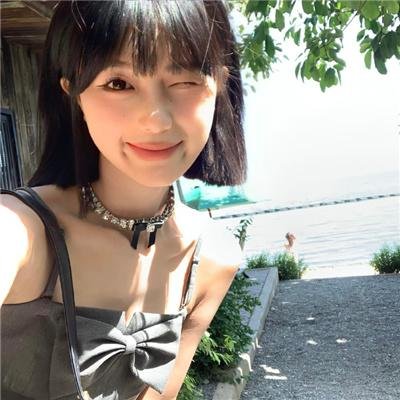 我的女主别太萌封面