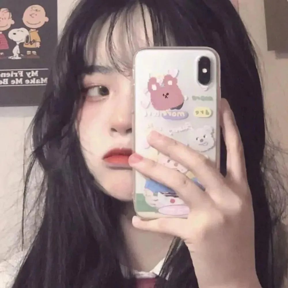 女巫们封面